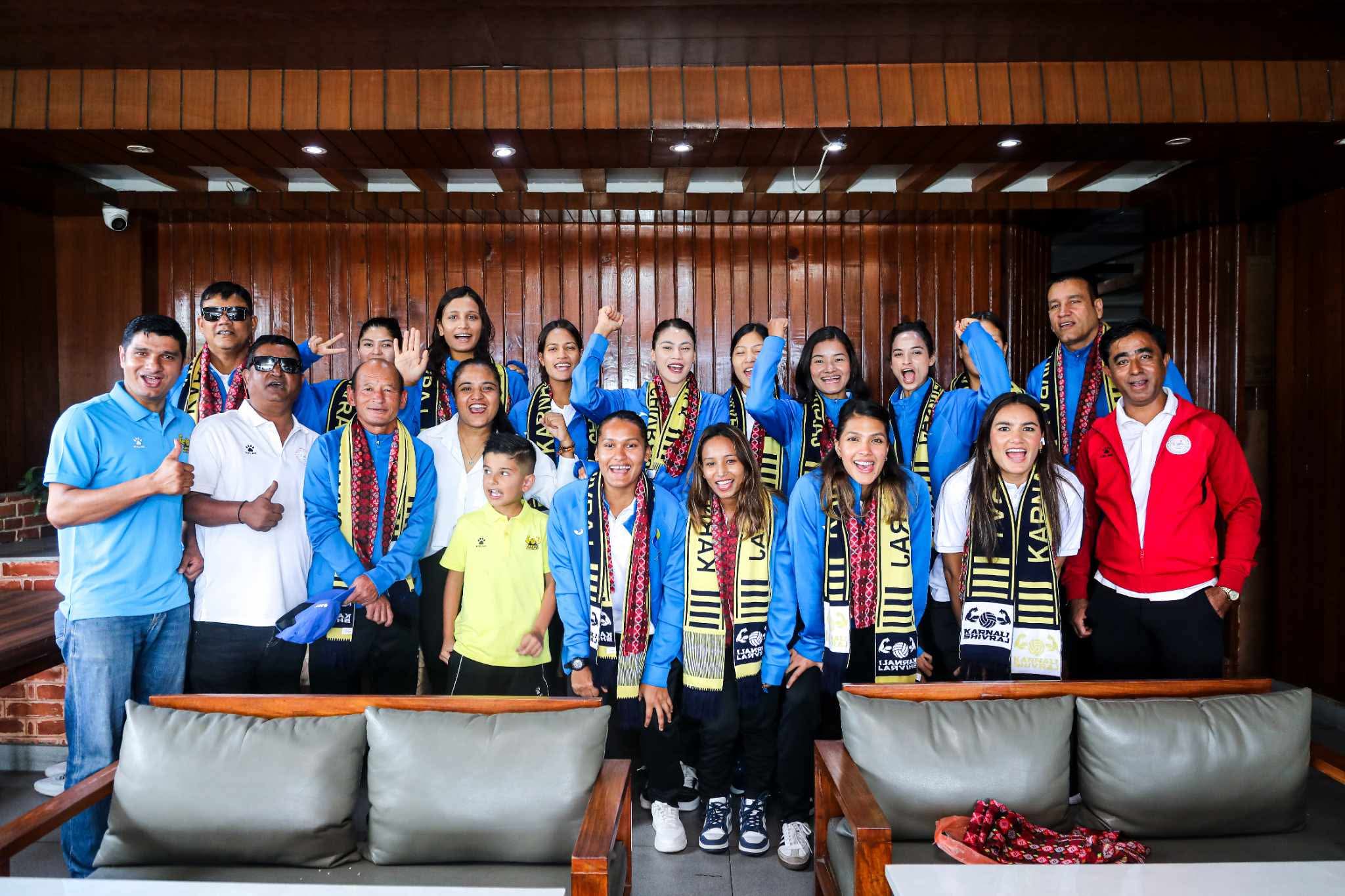 कर्णाली शिवराजद्वारा एसियाली खेलकुदमा सहभागि हुने महिला भलिबल टोलीको बिदाइ